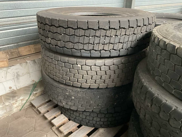 Michelin band (4x) - afbeelding 1 van  3