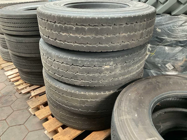 Michelin band (4x) - afbeelding 1 van  3