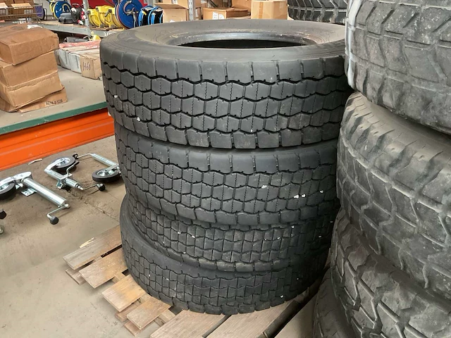 Michelin band (4x) - afbeelding 1 van  3