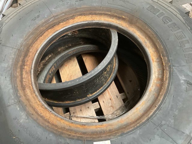 Michelin band - afbeelding 3 van  3