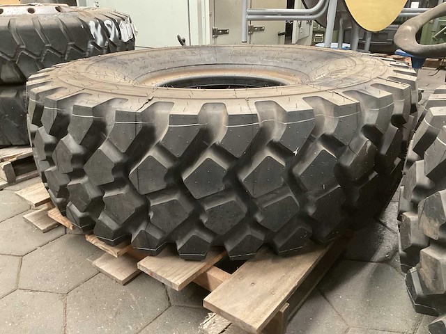 Michelin band - afbeelding 1 van  3