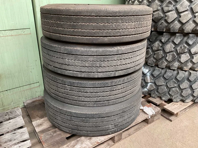 Michelin banden (4x) - afbeelding 2 van  3