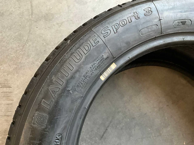 Michelin "latitude sport 3" 235/55 r19 - afbeelding 4 van  6