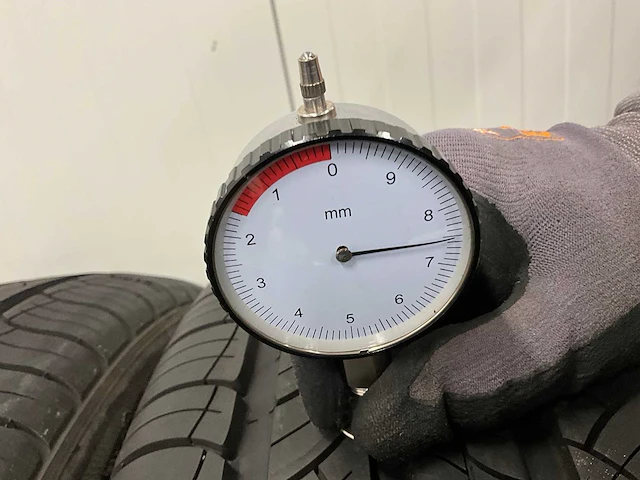 Michelin "latitude tour hp" 265/60 r18 (4x) - afbeelding 7 van  9