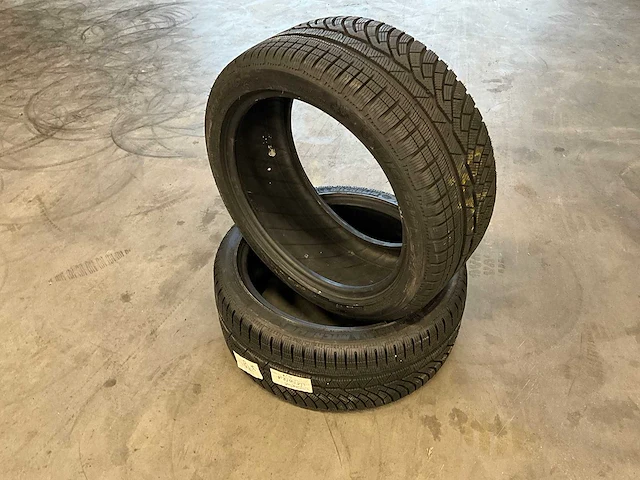 Michelin "pilot alpin" 225/40 r18 (2x) - afbeelding 1 van  8