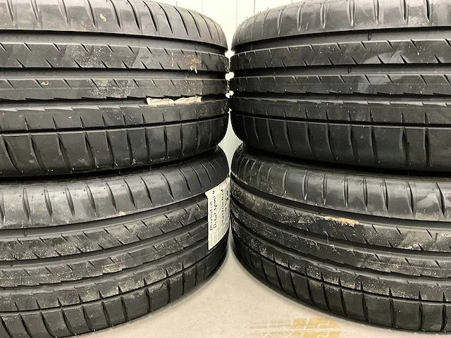 Michelin "pilot sport 4" 235/40 zr18 (4x) - afbeelding 2 van  9