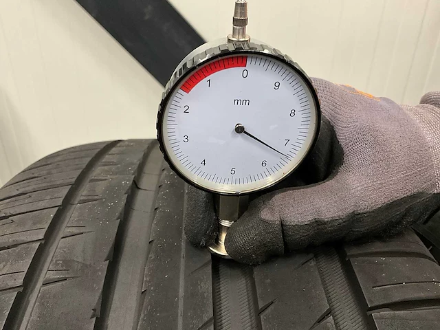 Michelin "pilot sport t4 suv" 275/50 zr20 (4x) - afbeelding 9 van  9