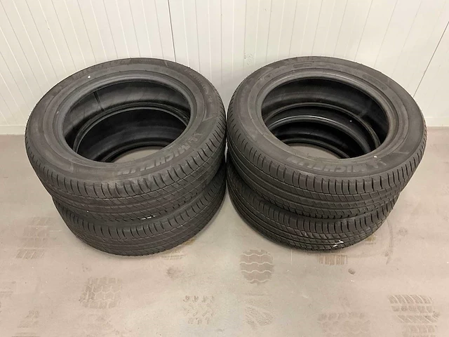 Michelin "primacy 3" 215/60 r17 (4x) - afbeelding 1 van  8