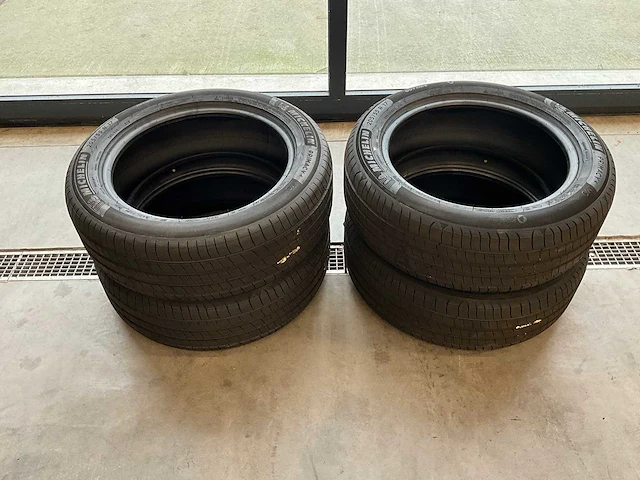 Michelin "primacy 4" 205/55 r17 (4x) - afbeelding 1 van  8