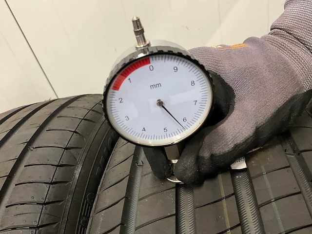 Michelin "primacy 4" 205/55 r17 (4x) - afbeelding 6 van  8