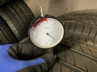 Michelin "primacy 4" 235/55 r19 (4x) - afbeelding 8 van  9