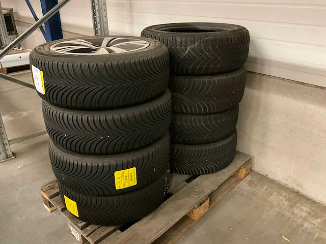 Michelin winterbanden set - afbeelding 1 van  4