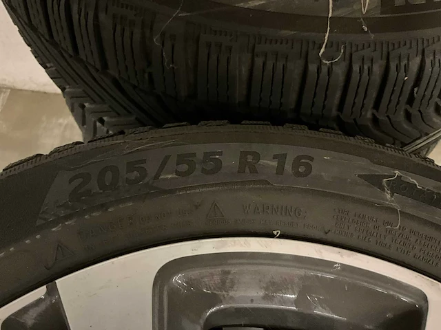Michelin winterbanden set - afbeelding 3 van  4