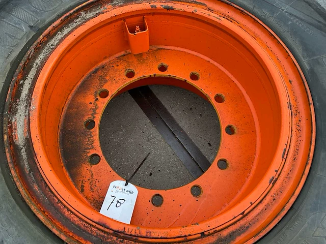 Michelin xha band op velg, wiellader - afbeelding 3 van  3