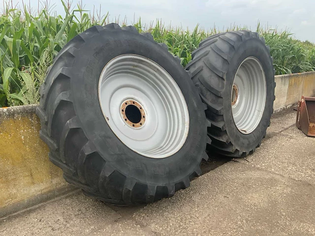 Michelin xm108 set trekker banden - afbeelding 2 van  7