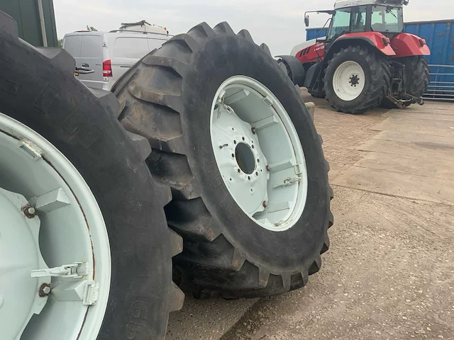 Michelin xm108 set trekker banden - afbeelding 4 van  7