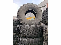 Michelin xml - 325/85r16 - banden, wielen en velgen (4x) - afbeelding 1 van  6