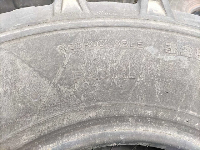 Michelin xml - 325/85r16 - banden, wielen en velgen (4x) - afbeelding 6 van  6