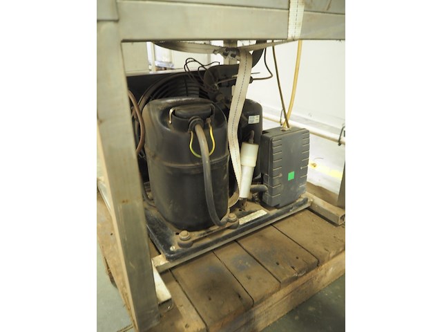 Micro-cube ice machine - afbeelding 13 van  13