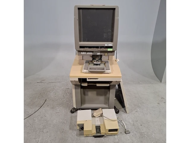 Microfilm projector, bell+howell, abr 2600 - afbeelding 1 van  21