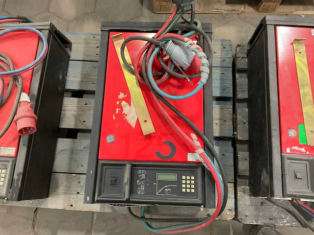 Micropower mtm 24/100 acculader - afbeelding 3 van  4