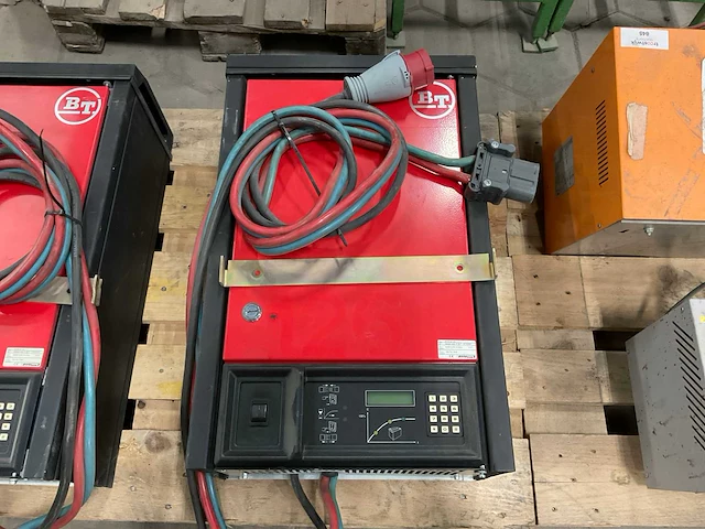 Micropower mtm 24/100 acculader - afbeelding 3 van  4