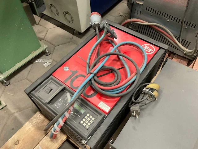 Micropower mtm 24/100 acculader - afbeelding 2 van  4
