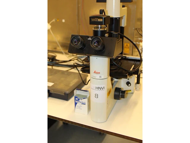 Microscoop leica dmil 090-131.001. - afbeelding 2 van  6