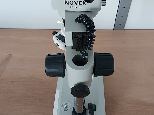 Microscoop, novex, 65.560 rzt-sf | locatie roden - afbeelding 16 van  17