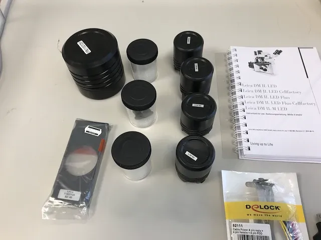 Microscope - afbeelding 8 van  16