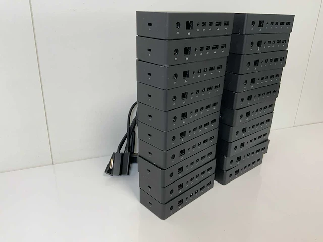 Microsoft (1661) surface docking stations (20x) - afbeelding 5 van  10