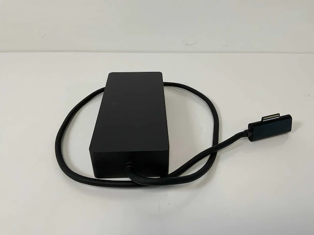 Microsoft (1661) surface docking stations (20x) - afbeelding 7 van  10