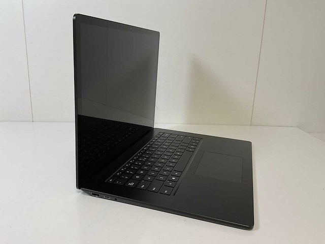 Microsoft corporation surface 3 15”, core(tm) i5 10th gen, 16 gb ram, 256 gb nvme laptops (2x) - afbeelding 2 van  15