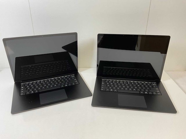Microsoft corporation surface 3 15”, core(tm) i5 10th gen, 16 gb ram, 256 gb nvme laptops (2x) - afbeelding 1 van  15