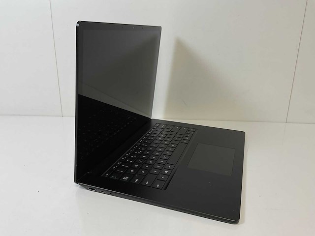 Microsoft corporation surface 3 15”, core(tm) i5 10th gen, 16 gb ram, 256 gb nvme laptops (2x) - afbeelding 9 van  15