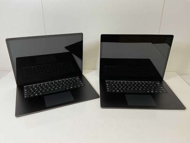 Microsoft corporation surface 3 15”, core(tm) i5 10th gen, 16 gb ram, 256 gb nvme laptops (2x) - afbeelding 1 van  15