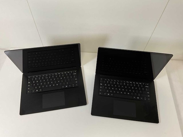 Microsoft corporation surface 3 15”, core(tm) i5 10th gen, 16 gb ram, 256 gb nvme laptops (2x) - afbeelding 9 van  16