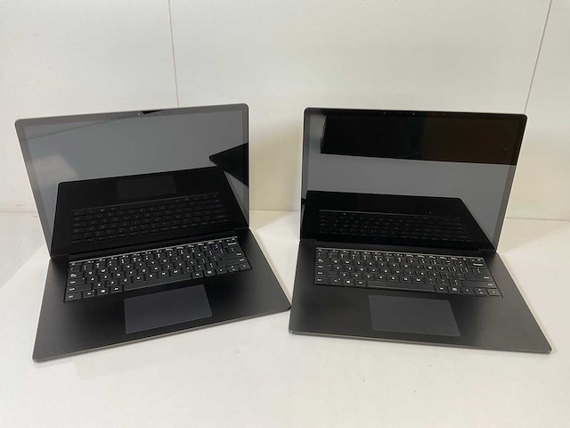 Microsoft corporation surface 3 15”, core(tm) i5 10th gen, 16 gb ram, 256 gb nvme laptops (2x) - afbeelding 1 van  16