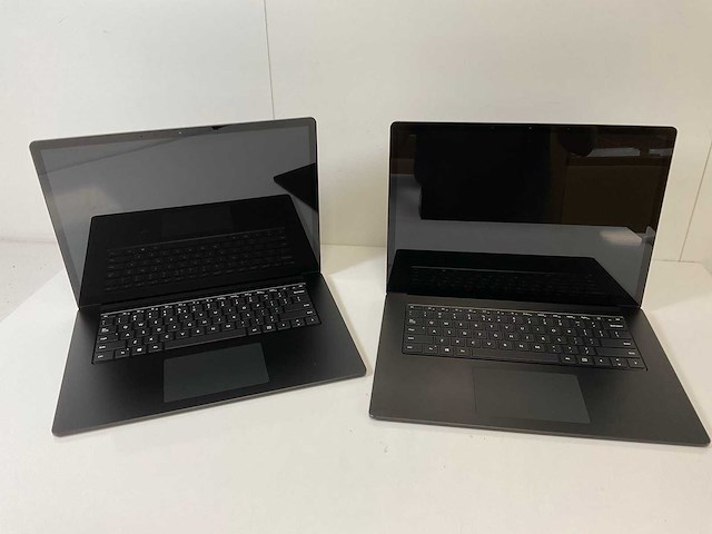 Microsoft corporation surface 3 15”, core(tm) i5 10th gen, 16 gb ram, 256 gb nvme laptops (2x) - afbeelding 1 van  16