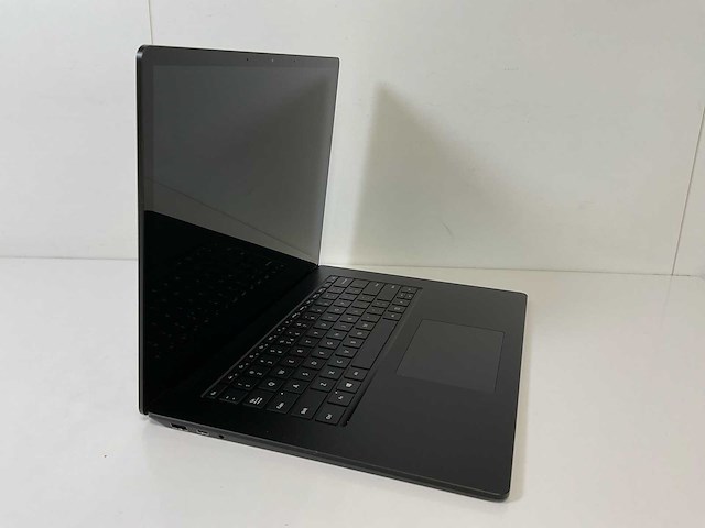 Microsoft corporation surface 3 15”, core(tm) i5 10th gen, 16 gb ram, 256 gb nvme laptops (2x) - afbeelding 3 van  16