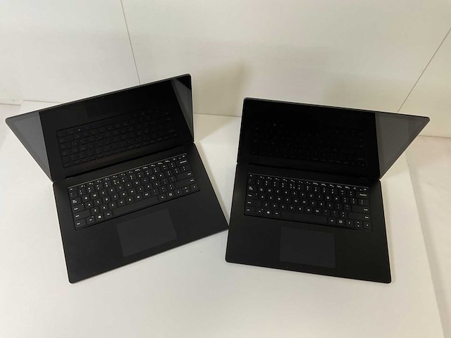 Microsoft corporation surface 3 15”, core(tm) i5 10th gen, 16 gb ram, 256 gb nvme laptops (2x) - afbeelding 10 van  17