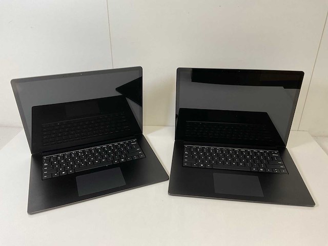Microsoft corporation surface 3 15”, core(tm) i5 10th gen, 16 gb ram, 256 gb nvme laptops (2x) - afbeelding 1 van  16