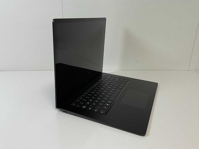 Microsoft corporation surface 3 15”, core(tm) i5 10th gen, 16 gb ram, 256 gb nvme laptops (2x) - afbeelding 3 van  16