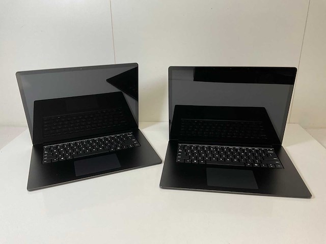Microsoft corporation surface 3 15”, core(tm) i5 10th gen, 16 gb ram, 256 gb nvme laptops (2x) - afbeelding 1 van  16