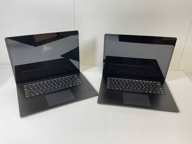 Microsoft corporation surface 3 15”, core(tm) i5 10th gen, 16 gb ram, 256 gb nvme laptops (2x) - afbeelding 1 van  16