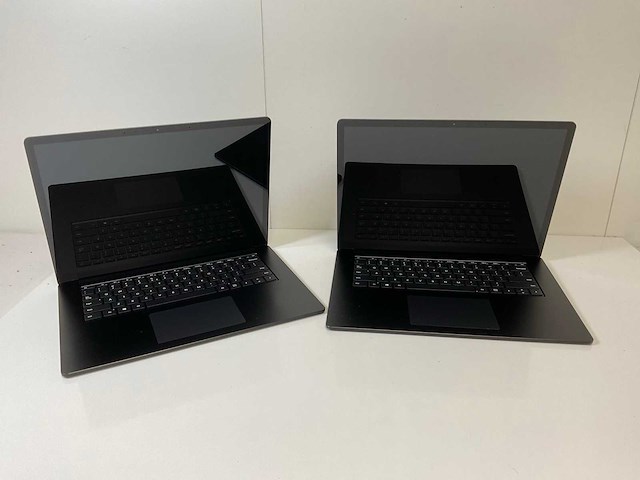 Microsoft corporation surface 3 15”, core(tm) i5 10th gen, 16 gb ram, 256 gb nvme laptops (2x) - afbeelding 1 van  16