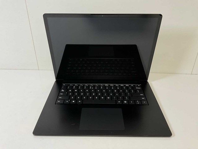 Microsoft corporation surface 3 15”, core(tm) i5 10th gen, 16 gb ram, 256 gb nvme laptops (2x) - afbeelding 2 van  16