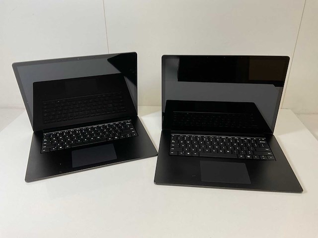 Microsoft corporation surface 3 15”, core(tm) i5 10th gen, 16 gb ram, 256 gb nvme laptops (2x) - afbeelding 1 van  16