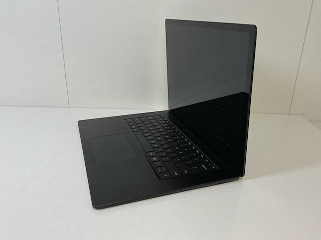 Microsoft corporation surface 3 15”, core(tm) i5 10th gen, 16 gb ram, 256 gb nvme laptops (2x) - afbeelding 4 van  16