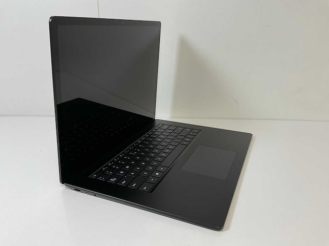 Microsoft corporation surface 3 15”, core(tm) i5 10th gen, 16 gb ram, 256 gb nvme laptops (2x) - afbeelding 3 van  16